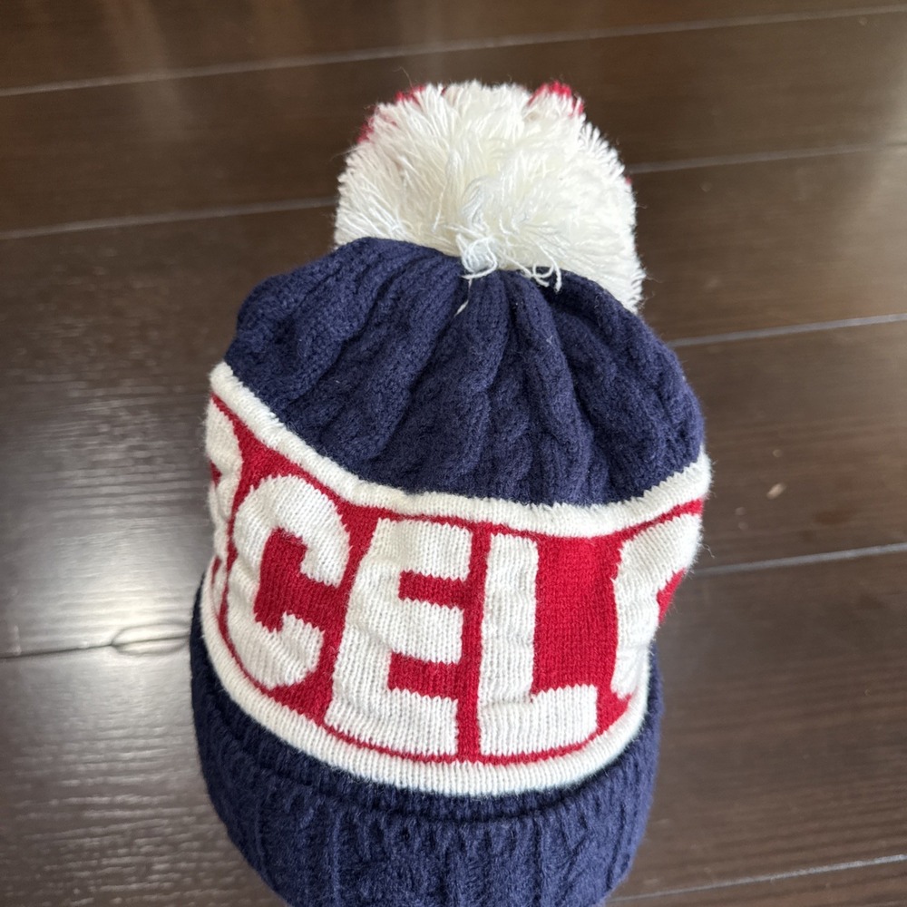 Robin Ruth Barcelona Spain Knit Cap Hat